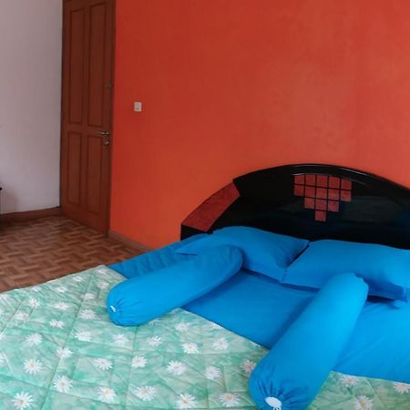 Homestay Triniti Lembang Zimmer foto