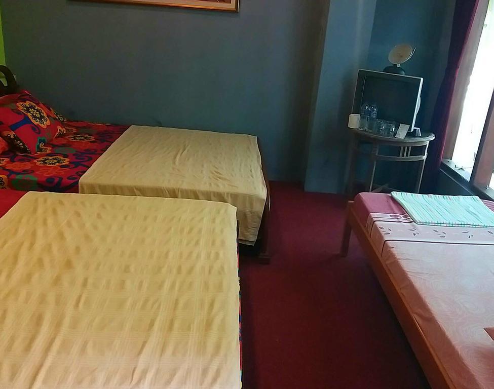 Homestay Triniti Lembang Exterior foto