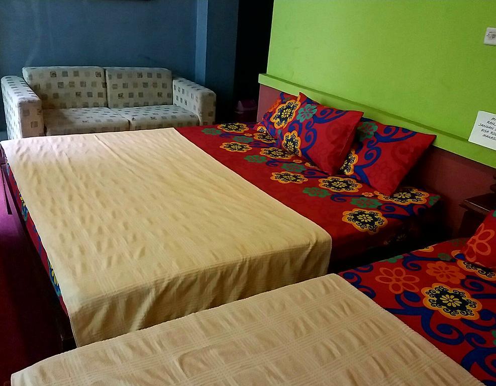 Homestay Triniti Lembang Exterior foto